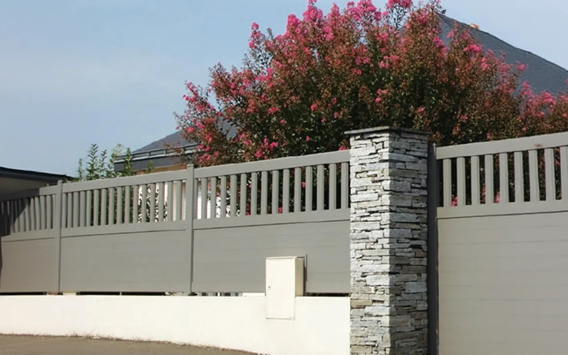 Portes et menuiseries aluminium à Avranches